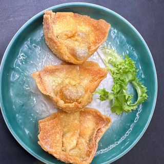 41. WONTON FRITO —(5U)