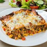 Салата (по избор) + Запеканка (по избор)