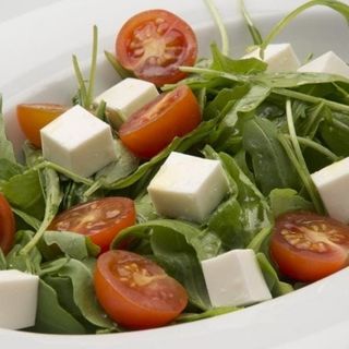 Ensalada con proteína a elección