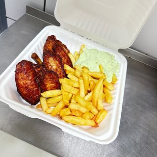 Alitas De Pollo Con Papas