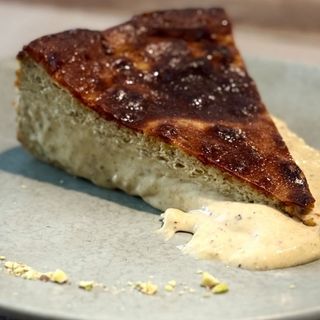 Tarta de queso y pistacho ibérico 