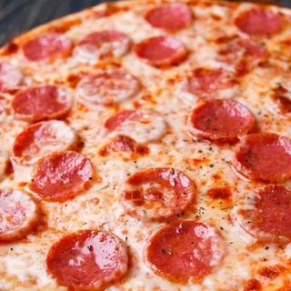 Peproni Pizza (M)