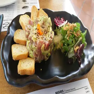 tartar de atún