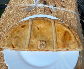 1/2 empanada Gallega de tonyina