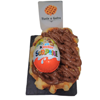 Gofre de Nutella con Huevo Kinder