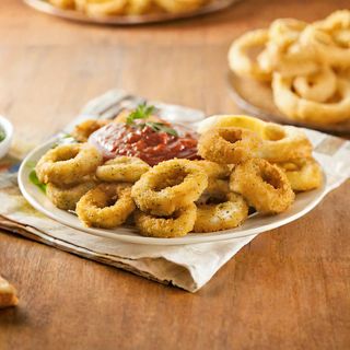 110. Панирани калмари (300г)