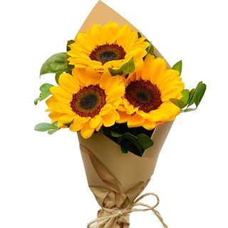 Ramo 3 girasoles y verdes