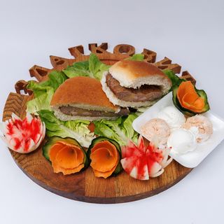 Punjena pljeskavica 250g