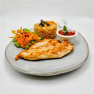 Piept de pui grill cu garnitura de piure / orez basmati
