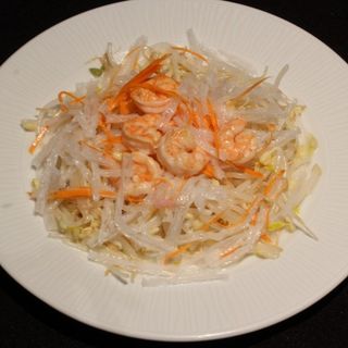 Ensalada de Brotes de Soja con Gambas