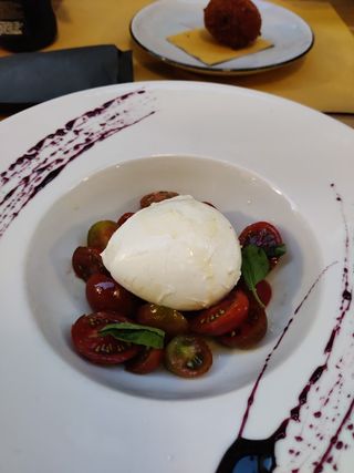 Bufala auriemma e pomodori datterini-senza glutine