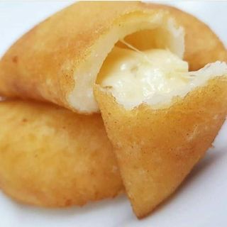 Empanada de queso (1 ud.)