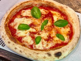 Піца Маргарита (430g)