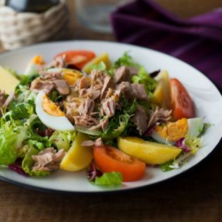 Цезар з тунцем