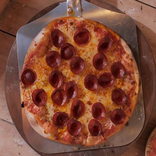 Pizza Pepperoni (35 Cm.)