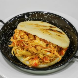 Arepa de pollo