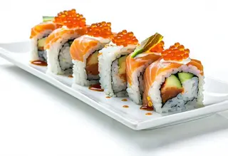 Uramaki sake spicy