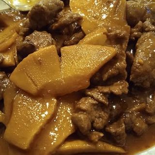 Ternera Con Bambú Y Setas