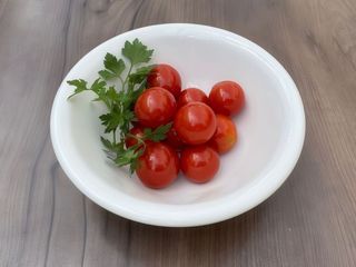 Мариновані помідори чері по власному рецепті 100г