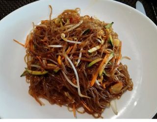 29.Spaghetti di soia con verdure