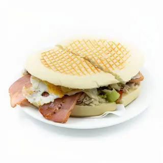 CAMPERO DE POLLO ENPANADO