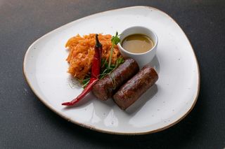 Закарпатська пікниця з тушкованою капустою (250g)