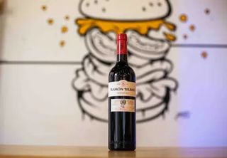 Vino Tinto Botella Ramón Bilbao Rioja Crianza (75 Cl.)