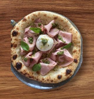 Pizza Mortadella e Buratta