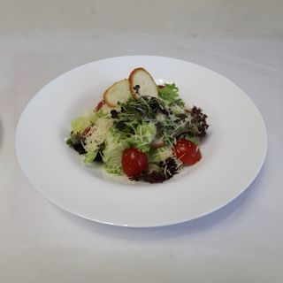Салат Цезар (200г)