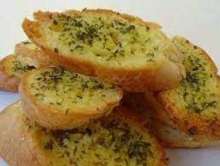 Pão de alho de alecrim