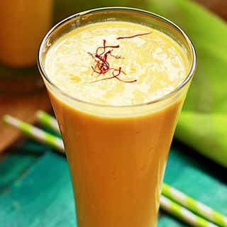 Mango lassi