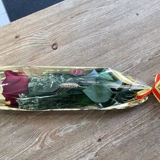 Rosa roja por unidad San Jordi