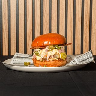 Hamburguesa señora mayo