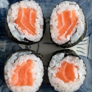 Maki salmón  8 unidad 