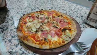 Pizza jamón 8