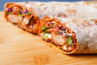 Torpedo shish tavuk wrap