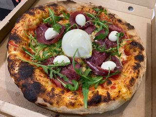 Pizza  bresaolina