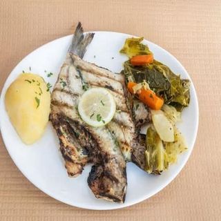 Robalo Grelhado Escalado