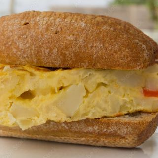 Bocadillo tortilla patata