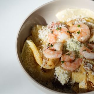 Crepes with shrimps