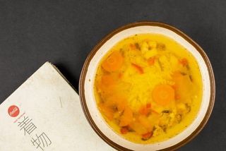 Pileća supa sa đumbirom