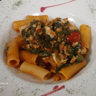 Rigatoni Sassic E Friariell Con Provola