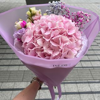 Bukiet z 2 hortensji, eustomy i hipsówki 