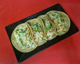 Taco De Pollo Con Queso (4 uds.)