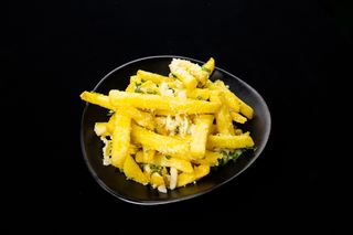 Cartofi cu mozzarella, usturoi si patrunjel