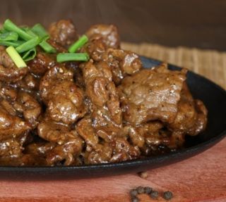 Ternera con salsa judias negras a la plancha