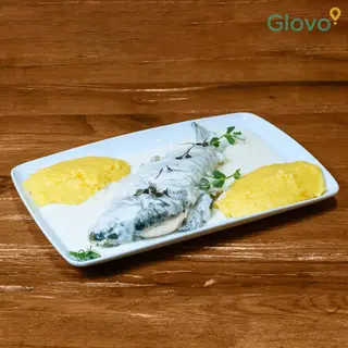 Păstrav cu smântână și mămăliguță