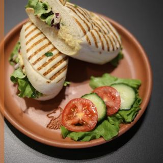Panini Hummus