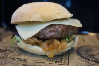 Hamburguesa De Beef 100% Completa (200 G.)