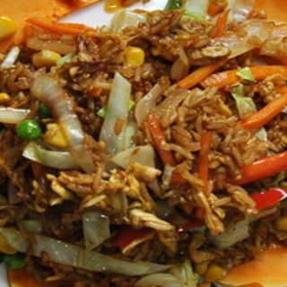 Arroz frito con verduras